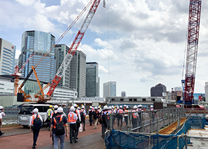 品川駅北口広場整備工事現場