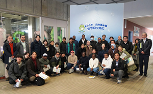 川井浄水場セラロッカでメタウォーター株式会社のセラミック膜ろ過について学んだ参加者