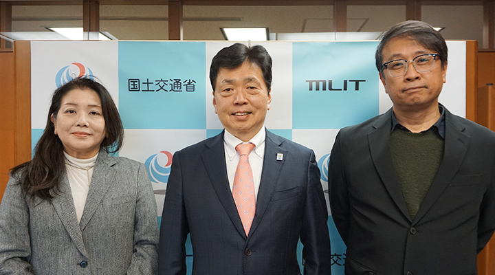 茶木広報委員長、水嶋事務次官、羽藤会長